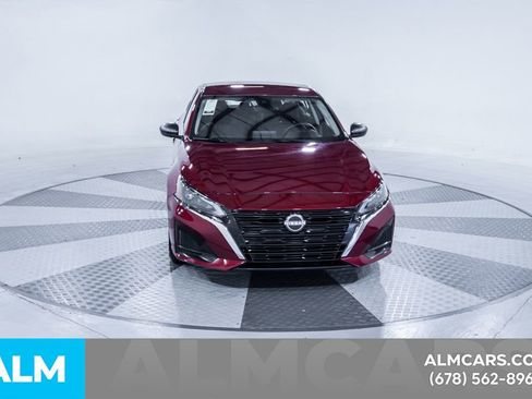 Used 2025 Nissan Altima 2.5 SV image 15