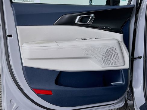 New 2026 Kia Carnival SX w/ SX Dark Edition Package FWD image 20