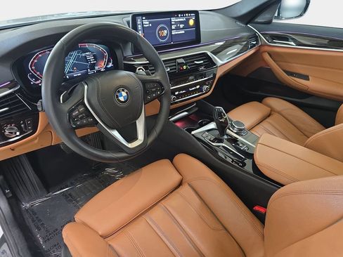 Certified 2023 BMW 530i w/ Premium Package RWD image 19