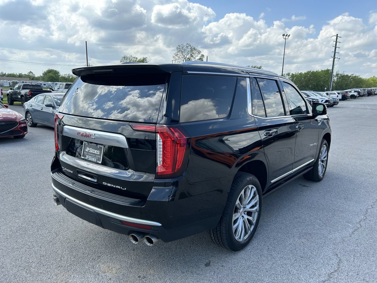 Used 2022 GMC Yukon Denali AWD/4WD image 6