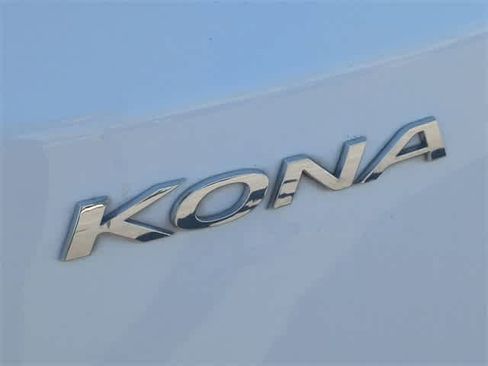 Certified 2023 Hyundai Kona SE image 12