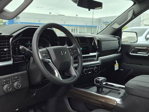 New 2026 Chevrolet Silverado 1500 RST AWD/4WD image 12