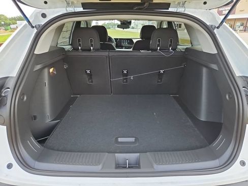 New 2026 Chevrolet Trax LS w/ LS Convenience Package FWD image 25