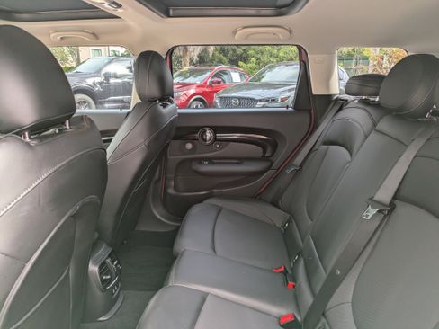 Used 2022 MINI Cooper Clubman S image 14