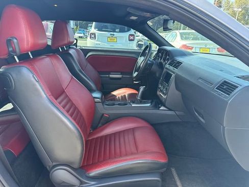 Used 2013 Dodge Challenger R/T Plus RWD image 9