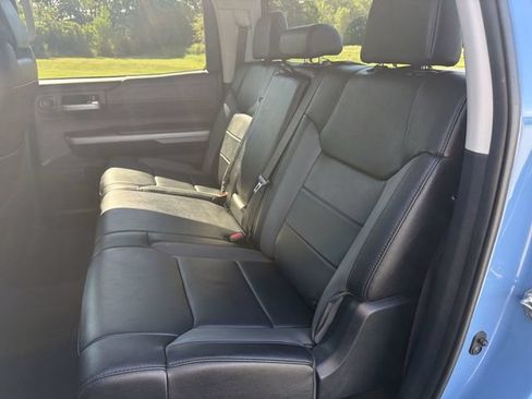 Used 2018 Toyota Tundra Limited w/ Limited Premium Package AWD/4WD image 26