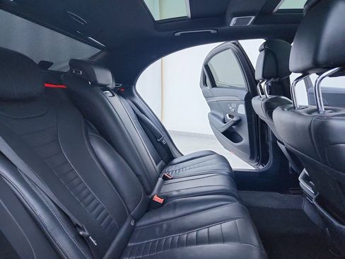 Used 2016 Mercedes-Benz S 550 Sedan w/ Sport Package w/ Sport Package image 38