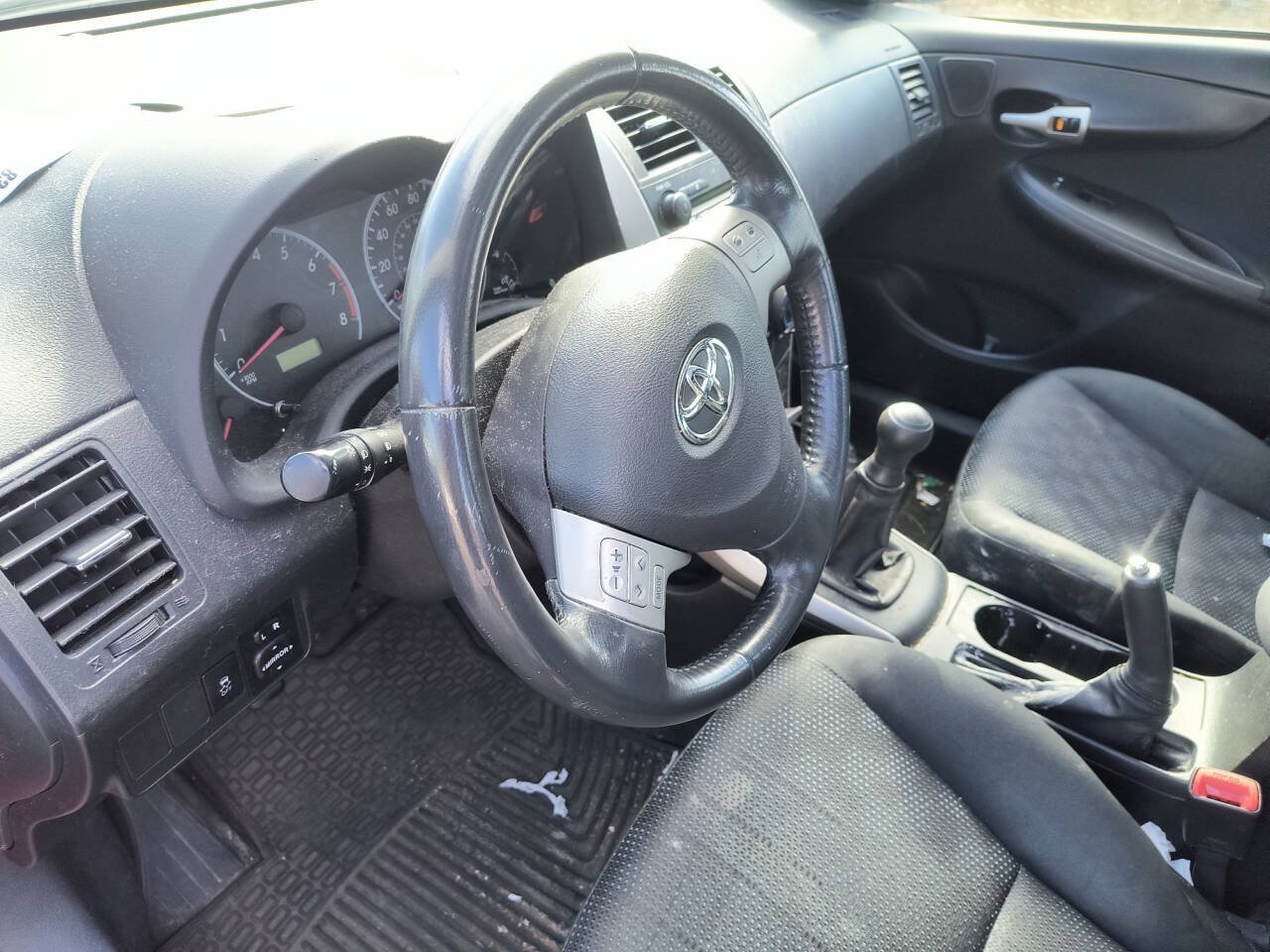 Used 2009 Toyota Corolla S w/ Sport Pkg FWD image 33