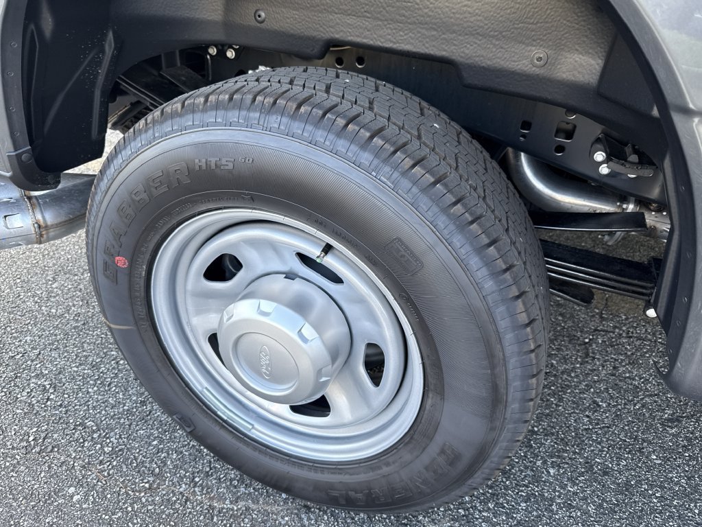 New 2026 Ford F350 XL w/ 360-Degree Camera Package RWD image 16