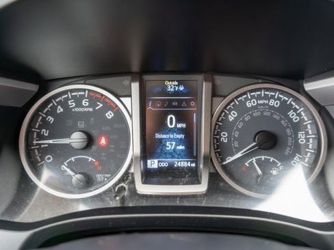 Used 2023 Toyota Tacoma SR5 AWD/4WD image 21