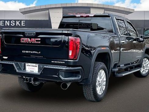 Used 2022 GMC Sierra 2500 Denali w/ Denali Ultimate Package image 2
