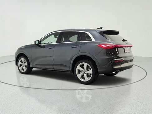 Used 2025 Audi Q5 Premium w/ Premium Plus AWD/4WD image 7