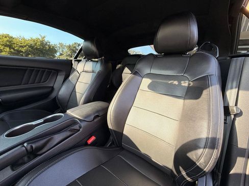 Used 2020 Ford Mustang GT Premium RWD image 21