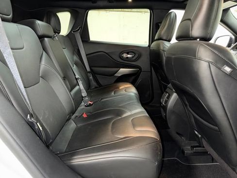 Used 2021 Jeep Cherokee Latitude Lux 80th Anniv w/ Quick Order Package 26U 80TH AWD/4WD image 21