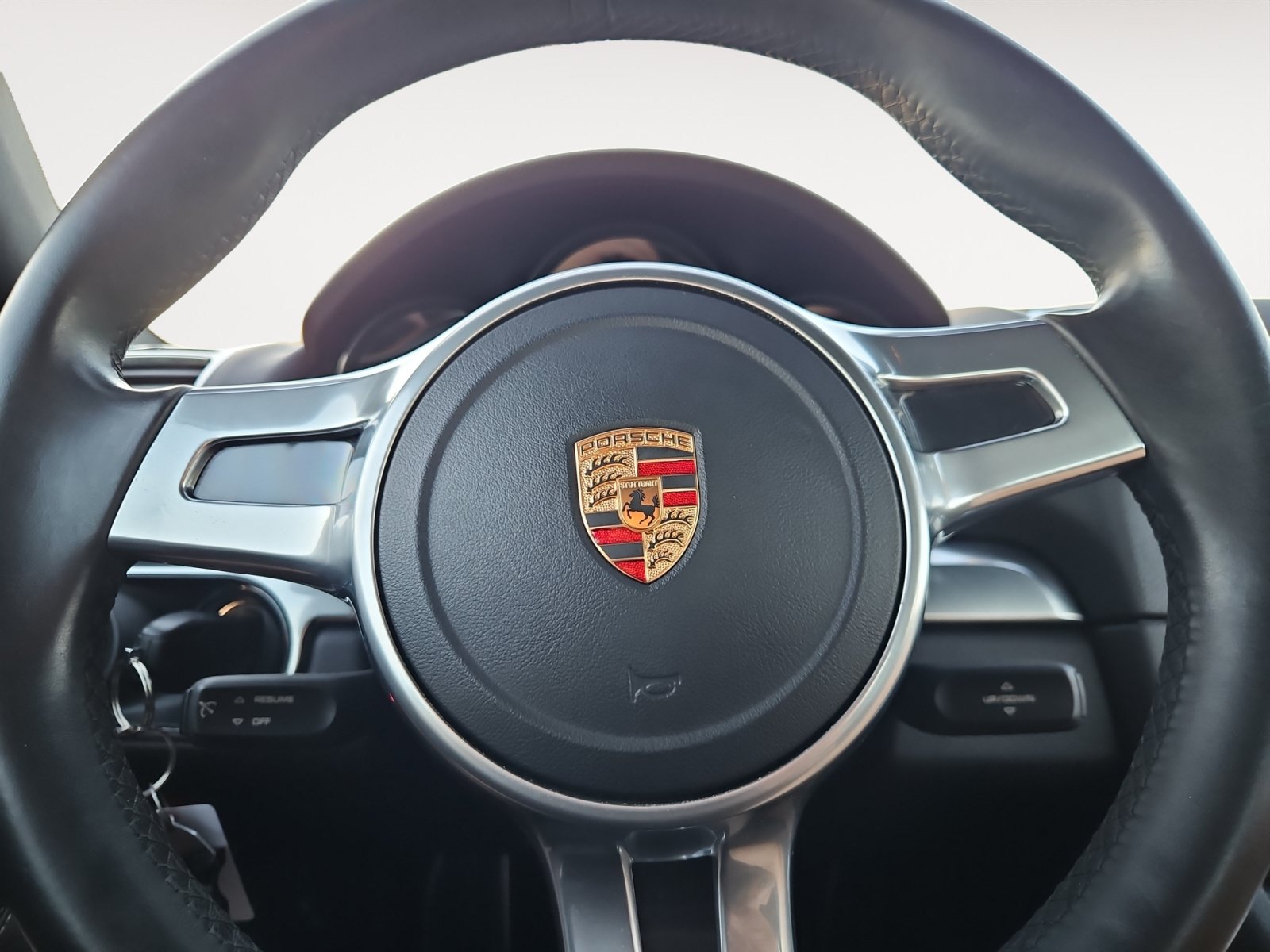 Used 2015 Porsche Cayman RWD image 12