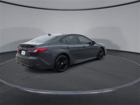 Used 2026 Toyota Camry SE w/ Convenience Package image 8