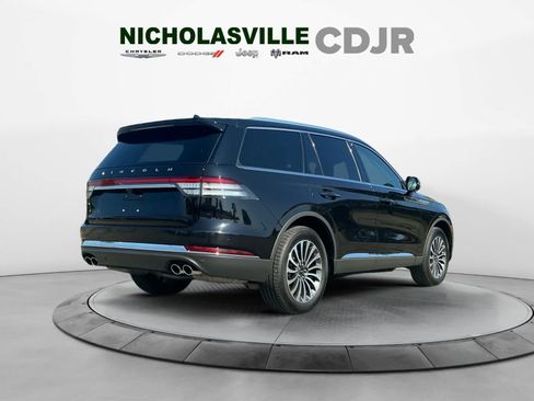 Used 2024 Lincoln Aviator Reserve w/ Elements Package Plus AWD/4WD image 5