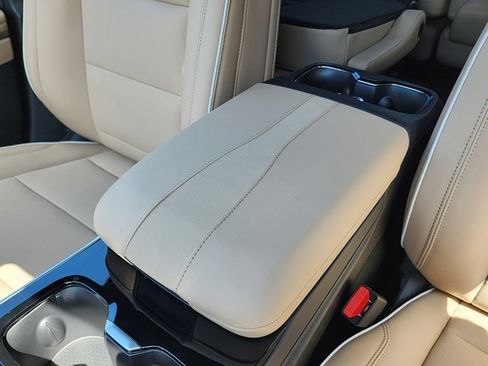 New 2026 Buick Enclave Preferred w/ Power Package image 32