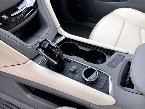 New 2026 Cadillac XT5 Premium Luxury w/ Driver Assist Package image 8