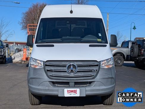 Used 2020 Mercedes-Benz Sprinter 2500 image 9