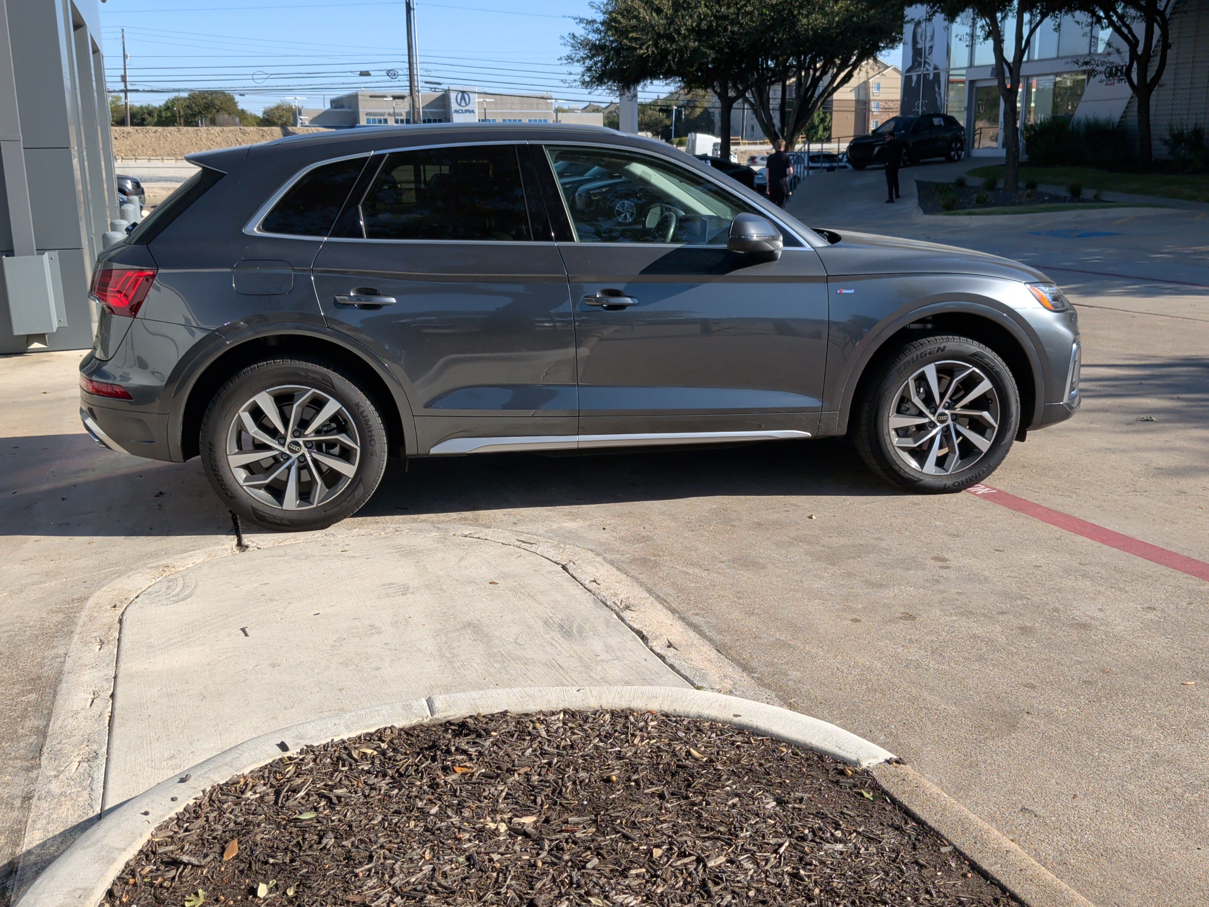 Used 2023 Audi Q5 2.0T Premium Plus AWD/4WD image 11