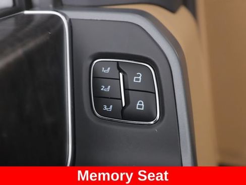 Used 2024 Ford F250 Lariat w/ Lariat Ultimate Package AWD/4WD image 17