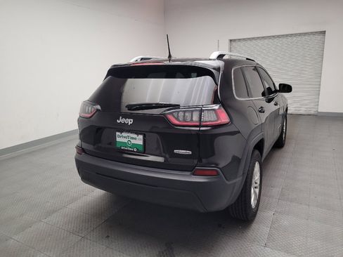 Used 2019 Jeep Cherokee Latitude w/ Popular Appearance Group image 7