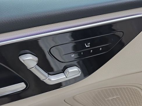 Certified 2026 Mercedes-Benz C 300 4MATIC Sedan image 18