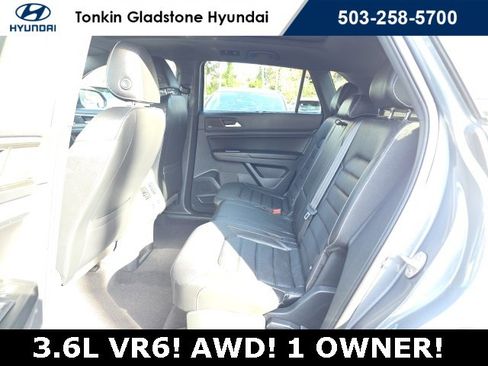 Used 2020 Volkswagen Atlas Cross Sport SEL Premium image 25