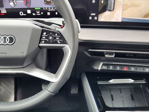 New 2026 Audi Q3 quattro 2.0T image 24