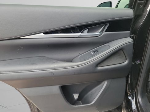 Certified 2025 INFINITI QX60 Pure image 8