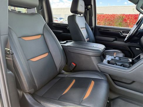 Used 2024 GMC Sierra 2500 AT4 w/ AT4 Preferred Package image 38