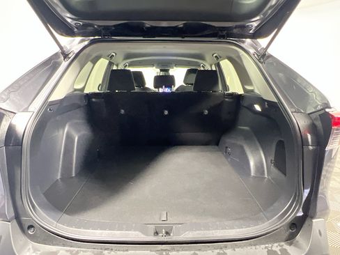 Used 2024 Toyota RAV4 LE image 33