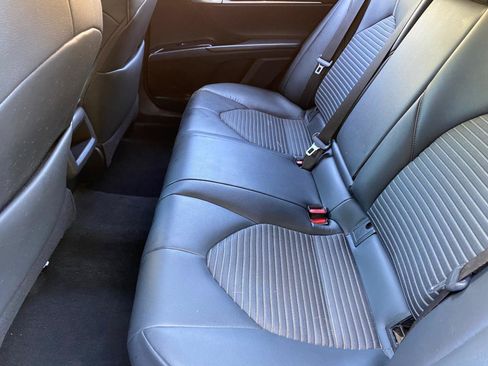 Used 2019 Toyota Camry SE w/ Audio Package FWD image 39