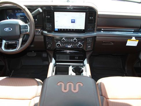 New 2026 Ford F250 King Ranch w/ Chrome Package AWD/4WD image 34