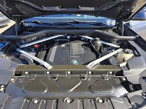 Used 2021 BMW X6 sDrive40i w/ Convenience Package image 14