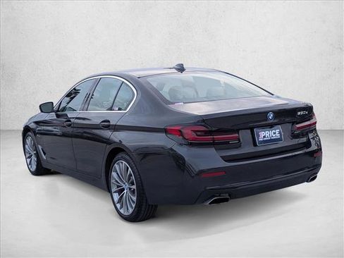 Used 2023 BMW 530e w/ Premium Package image 8