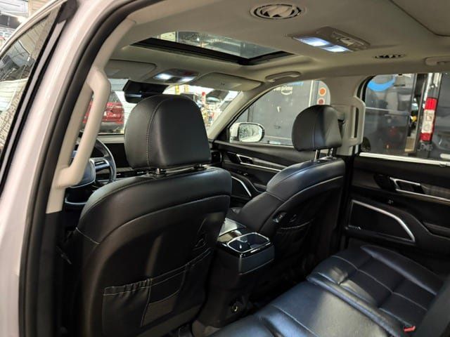 Used 2025 Kia Telluride SX AWD/4WD image 30
