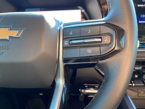 Used 2024 Chevrolet Colorado LT w/ LT Convenience Package II image 20