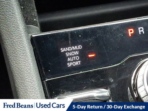 Used 2022 Jeep Grand Cherokee L Limited w/ Black Appearance Package image 27