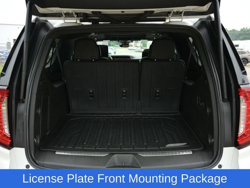 Used 2023 GMC Yukon XL Denali Ultimate w/ LPO, Floor Liner Package AWD/4WD image 36