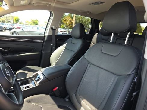 Certified 2023 Hyundai Tucson SEL w/ Convenience Package FWD image 6