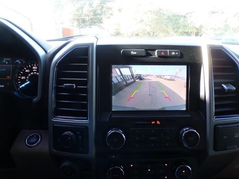 Used 2018 Ford F150 Lariat image 11