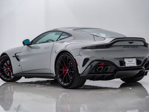 Used 2026 Aston Martin V8 Vantage S RWD image 8