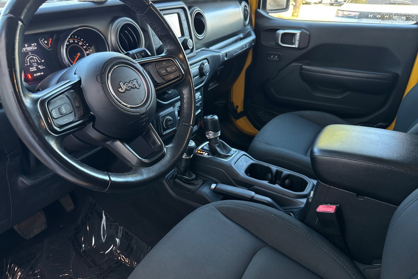 Used 2019 Jeep Wrangler Sport AWD/4WD image 4