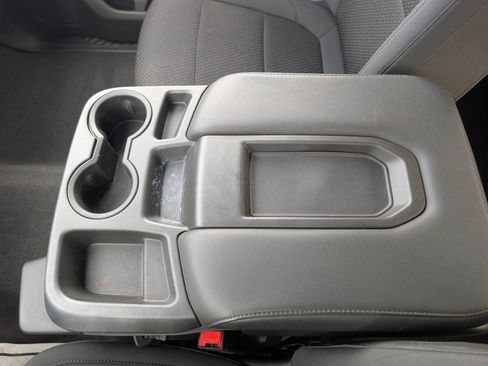 Used 2019 Chevrolet Silverado 1500 Custom w/ Custom Value Package image 20