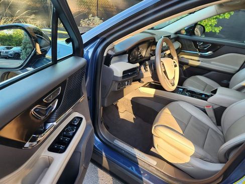 Certified 2022 Lincoln Corsair AWD w/ Premium Package image 25