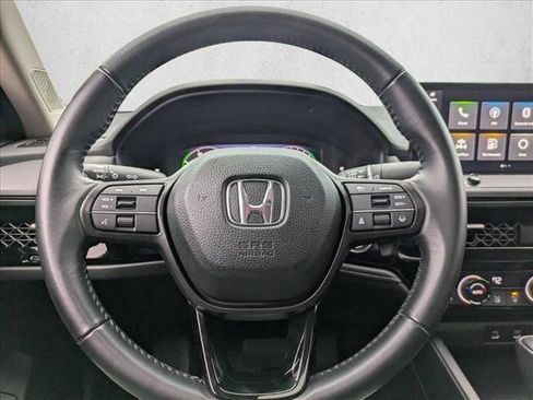Used 2023 Honda Accord EX-L image 11
