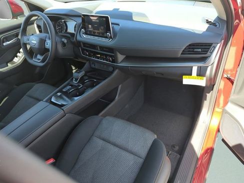 New 2026 Nissan Rogue SV w/ Cold Weather Package FWD image 22