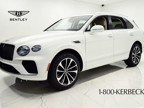 Used 2024 Bentley Bentayga AWD/4WD image 2